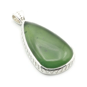 Jade und 925er Silber Anhänger