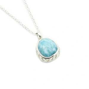 Sterling Silver 925 and Larimar Chain Pendant Necklace