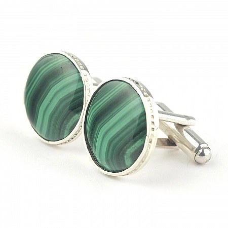 Cufflinks for men\'s shirt with malachite and solid sterling silver round-shaped