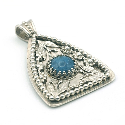 Blue Apatite Pendant set in Sterling Silver 925