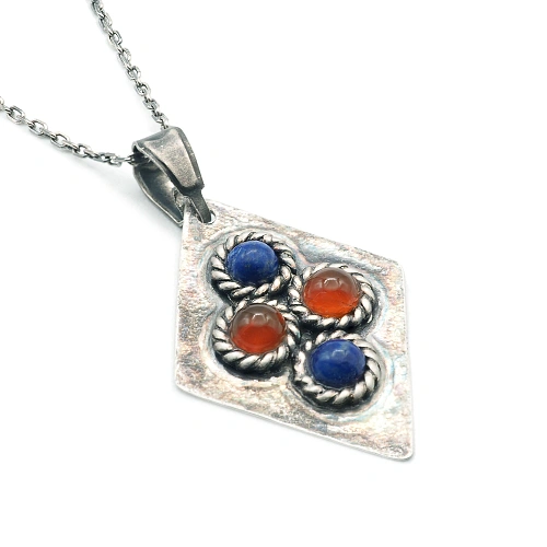 Collar de Cadena con Colgante de Lapislázuli y Carneola en Plata de ley 925